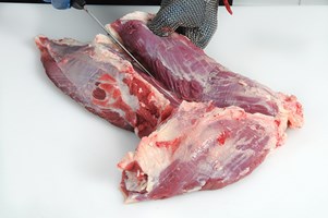Clod Flat Muscle Steaks Meat Cut Spec Step 4